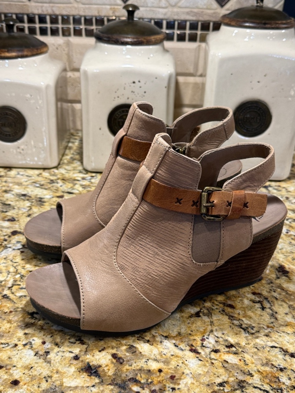 OTBT Acadian sandals